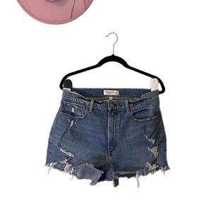 Abercrombie & Fitch | The Mom Short | High Rise!